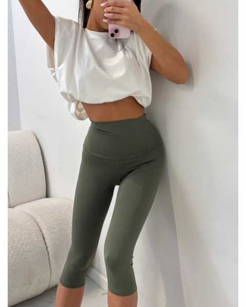 Capri tamprės khaki
