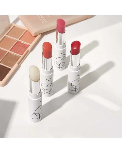BOM Dewy Lip Balm - drėkinantis lūpų balzamas su spalva