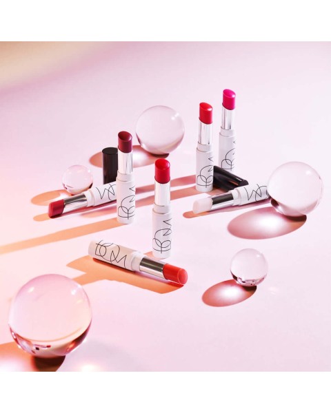 BOM Dewy Lip Balm - drėkinantis lūpų balzamas su spalva